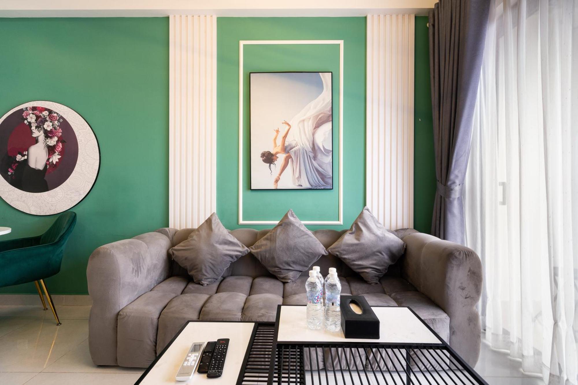 Otis Apartment - Soho Residence District 1 - Near Bui Vien ホーチミン市 エクステリア 写真